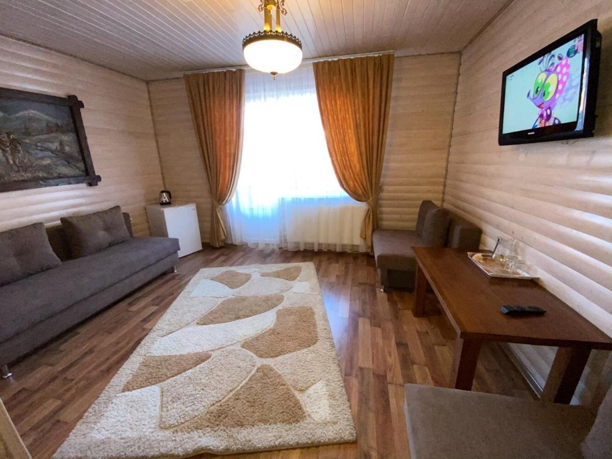 Villa Nikoletta Spa Bukovel Eksteriør billede